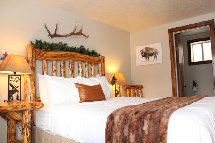 The Evergreen West Yellowstone Extérieur photo