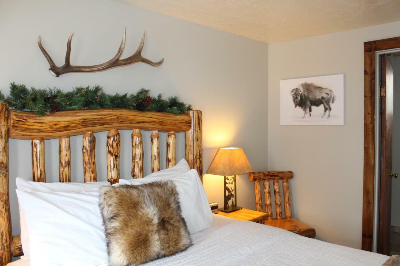 The Evergreen West Yellowstone Extérieur photo